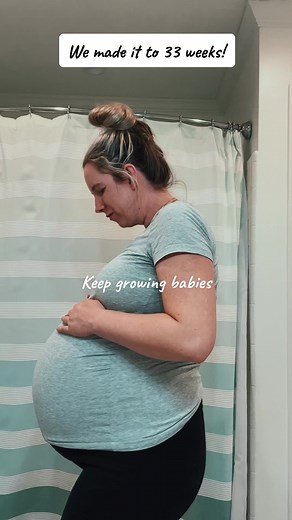 Brittany Schneider: Carrying Triplets, 33 Weeks Pregnant