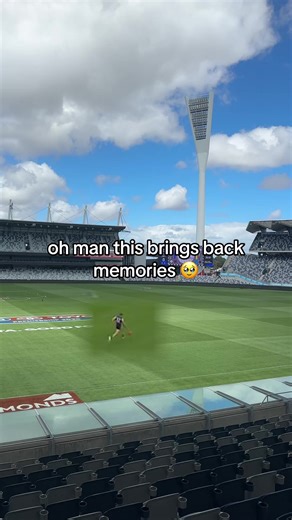 Memorable Moments with Fremantle Dockers and Stephen Hill