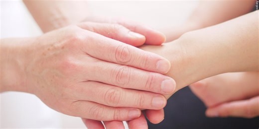 Live Life Well: Exploring the pros and cons of group therapy