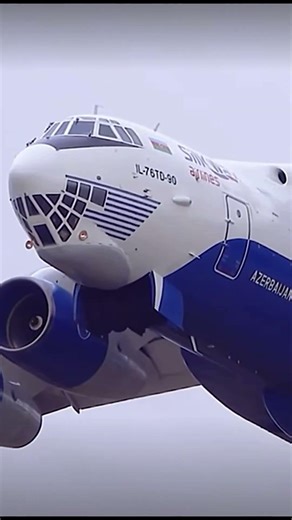 This Massive Cargo Jet Looks Like It’s Floating — It’s an IL-76
