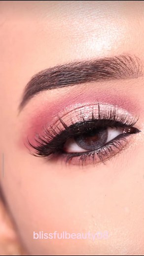 Pink Eyeshadow Makeup Tutorial for Beginners | Glitter Eyeshadow Look