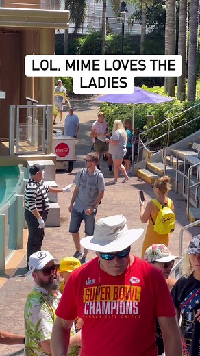 Lol, Mime Has An Eye For The Ladies 🤣 #mime #mimemonday #funnymoments #fun #funnyreels #seaworldorlando #hilarious #laugh #laughteristhebestmedicine | Adventures That ROCK