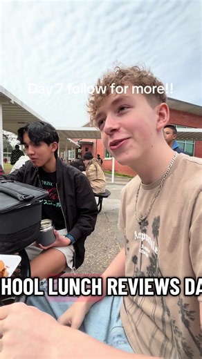 Day 7 #lunch #outside #bbq #sandwhich #mid