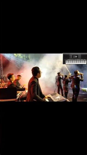 Dengarkanlah di sepanjang malam aku berdoa...