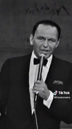 Frank Sinatra - Live Performance of 'Too Marvelous For Words' (1962)