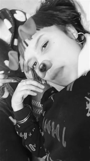 Charra🥺 (@_charra)’s videos with original sound - Audiosbyrula