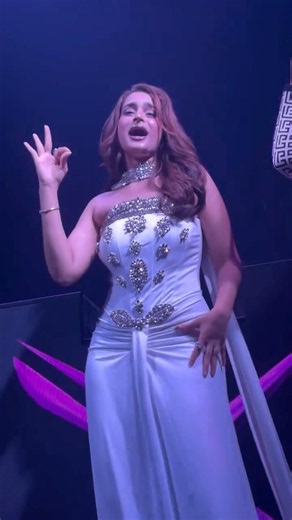 Ayesha Khan live performance at Pune #ayeshakhan #live #dance #music #shorts #viral #dancer