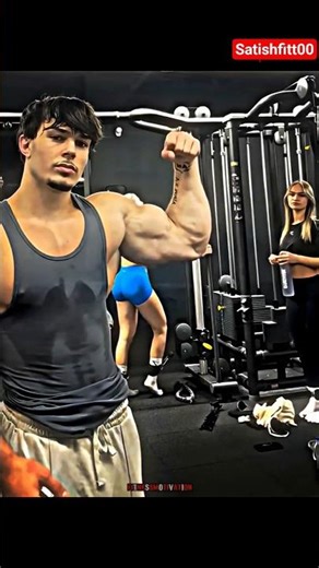 Girls Reaction 👀😯 #reaction #lisa #reactionvideo #backworkout #aestheic #gymexercises