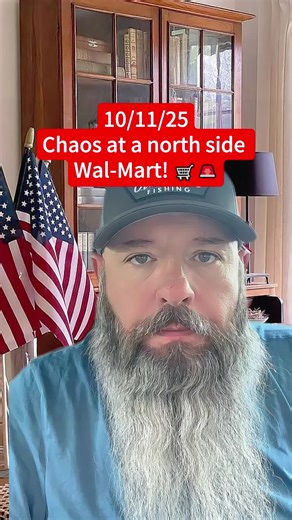 Wal-Mart Chaos: Female Employee Attacked by Multiple People 😱 #walmart #peopleofwalmart #breakingnews #smalltownindiana