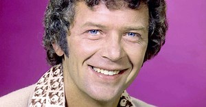 Robert Reed’s Explosive ‘Brady Bunch’ Secret