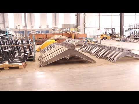 More Than Power: The SHOCKING Tech Inside a Modern Large Excavator