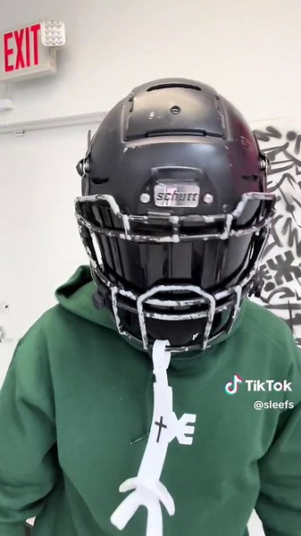 Best Helmet for High School Football Players