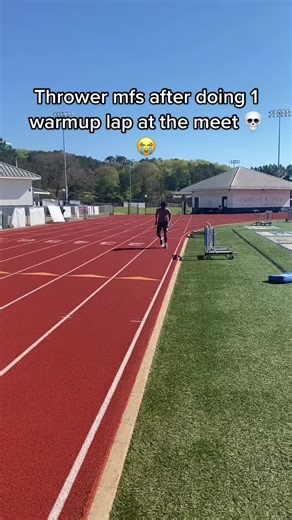 Thrower mfs be dying after 1 lap mane 💀🤣 #trackandfield #trackandfieldtiktoks #shotput #throwers #throwersnation #trackathlete #trackathletes #discus #discusthrower