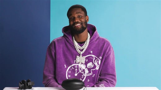 10 Things Deandre Ayton Can't Live Without