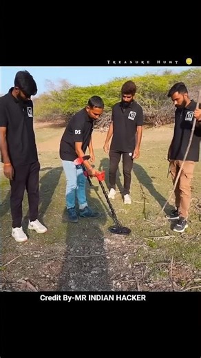 Treasure Hunt 🪙 #viral #comedy #mrindianhackernews #funny #experiment