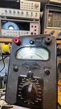 AVO METER HEAVY DUTY - Near Mint