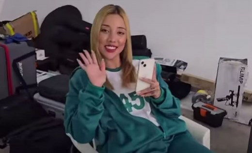 Adult film star Vitoria Beatriz dies aged 28 after family asked for 'prayers'