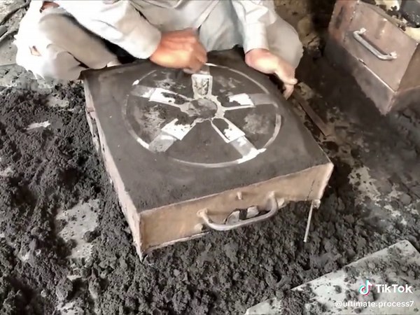 Manufacturing process of Cars Alloy Wheel Rims // Amazing Aluminium Casting in Local Factory #Mechanics #carsalloyrims #manufacturingwheelrims #amazingproduction #mechanicstool #ultimateprocess #restoration #automobile #foryoupage #mechanics #lathemechanics #heavyvehicles #toolbox