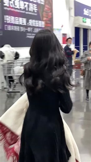 Stylish Red Coat Outfit of the Day