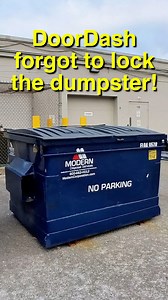 I’m told that individual locations can’t control how much produce gets delivered. And when a new delivery comes in everything that was on the shelves gets tossed regardless of condition. #dumpsterdiving #foodwaste | Love in the Dumpster