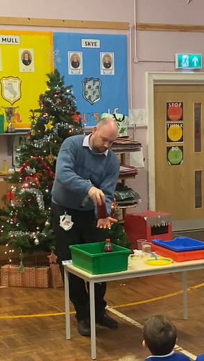 21K views · 254 reactions | School science experiment goes very wrong #fail #funnyreels #funnyvideos #school #failsworth | Dadsnet | Facebook