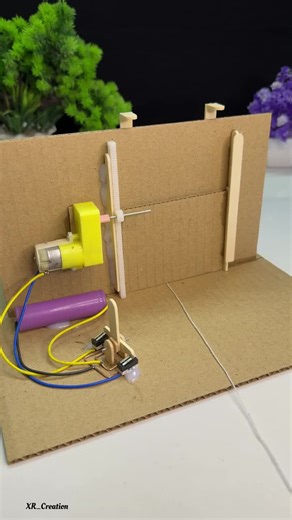 DIY Automatic folding Door mechanism #experiment #diy #tech #scienceproject #dcmotor . . If you enjoyed our videos please subscribe us and like our videos to support us🤗 . . . . DC motor experiment for beginners, Simple DC motor project tutorial, How to build a DC motor from scratch, Understanding DC motor principles, DC motor basics explained, DIY DC motor project ideas, DC motor speed control experiment, Arduino DC motor project tutorial, Building a small DC motor, Exploring DC motor applicat