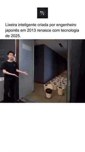 noticias24h on Instagram: "Você já imaginou jogar o lixo de longe e ver a lixeira ir até ele sozinha? Pode parecer coisa de ficção científica ou pegadinha de internet, mas essa tecnologia é real — e foi inspirada em uma invenção criada há mais de uma década. Em 2013, o engenheiro automotivo japonês Minoru Kurata desenvolveu um protótipo de lixeira inteligente que se movimentava para “capturar” objetos jogados, usando o sensor Kinect, da Microsoft. A ideia era brilhante, mas o projeto nunca saiu 