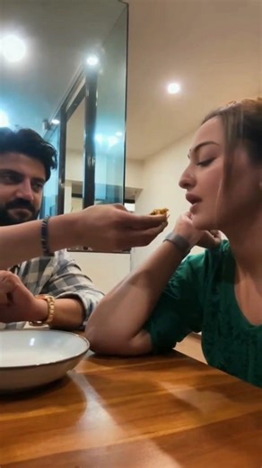 sonakshi Sinha husband Zaheer Iqbal funny 😁🥰🎄 #youtubeshorts🎄🤣🥰 #funny 🤣🥰🎄