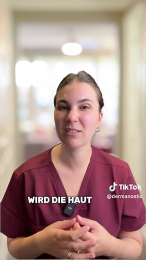 Kleine, juckende Bläschen an den Fingern? Das könnte ein dyshidrotisches Ekzem sein. Bei dieser Form des Ekzems bilden sich tiefsitzende, mit Flüssigkeit gefüllte Bläschen – besonders häufig an den Fingerseiten, Handflächen und Fußsohlen. Sie können stark jucken, brennen oder sogar schmerzen. Wichtig: Die Bläschen aufstechen, verschlimmert die Entzündung oft nur und erhöht das Infektionsrisiko. Nach dem Abklingen trocknet die Haut häufig aus, wird rissig oder bei wiederholten Schüben sogar leder