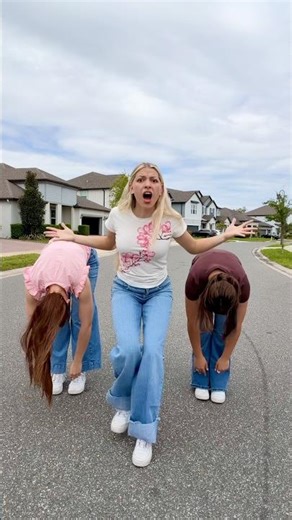 PUMP IT UP! 👀🕺😱 | Triple Charm #Shorts