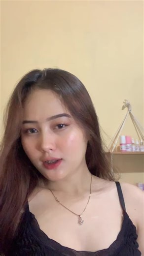 v i a a a (@vviaaa.a)’s videos with Ada Bayangmu (Wave Rmx) - Melinda