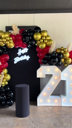 Decoración para 21 años #fiestas #balloons #fyp | Balloons Decoration