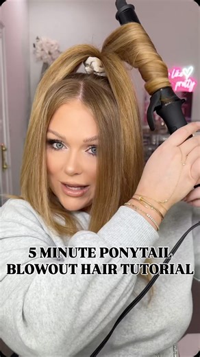 KELLY STRACK on Instagram: "5 minute ponytail blowout tutorial ✨💁🏼‍♀️ The viral ponytail blowout hair tutorial from @marenanicole never disappoints! Such an quick and easy hair tutorial for a beautiful bouncy blowout look in under 5 minutes #hair #hairstyles #hairtutorial #blowout #easyhairstyles #hairreels"