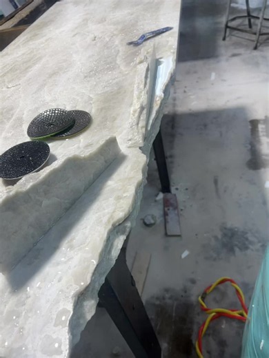 Fixing a Cracked Phone Screen