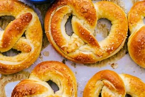 Baked Soft Pretzels (Step by Step Instructions!)