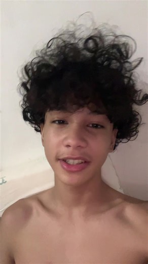 Len (@_its.len07)’s videos with black beatles - nicole