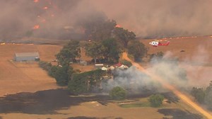 Massive fire burns across Victoria's west