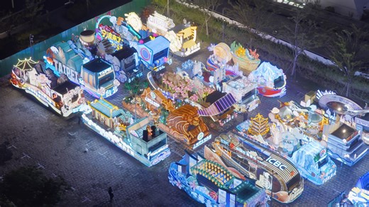 #ShanghaiTourismFestival 🌟🚗 The 2025 Shanghai Tourism Festival is rolling out 25 glowing parade floats—free to watch and packed with city pride. Save the dates! 🗓️ Sept 14 – Oct 6 📍 Where to catch them Sep 14 (Jing’an): Daning International Plaza Sep 15 (Putuo): Global Harbor Sep 19 (Songjiang): Wenhui Rd / Longyuan Rd → Guangfulin Relic Cultural Park Sep 20 (Fengxian): Nanqiao · Jiefang Rd Sep 21 (Jinshan): LEGO × Aegean Bingo Sep 24 (Xuhui): The Ring Live (Diecai Rd) Sep 25 (Jiading · Nanx