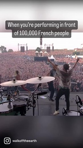 We have so much love for our Francophone WOTElings! Merci encore! #walkofftheearth #livemusic #festivalseason #quebec | Walk Off The Earth