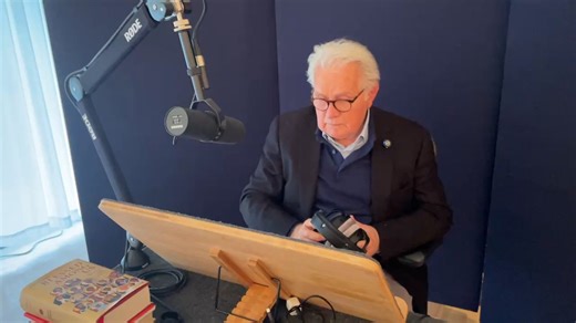 @themartinsheenpodcast | Behind The Scenes: Where I feel comfortable. 💙 #TheMartinSheenPodcast | Instagram