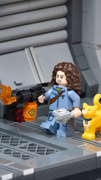 I build a LEGO Alien MOC - A tribute to the 1979 sci-fi horror movie 👽 #lego #legoaddict #alien #legospace #legotiktok