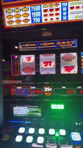 Amazing Blazing 7’s slot hit #slot #casino #dragon #slotmachine #jackpot #casinogames #dragonball