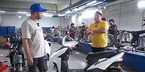 Unleash the power of choice with Roadking E-Bikes – built for every ride, every rider. From city streets to rugged trails, there's a model made just for you. Performance. Style. Sustainability. Choose your E-bike! #Roadking #RoadkingEBikes #ElectricFreedom #RideYourWay #EcoRide #UrbanExplorer #TrailBlazer #EbikeRevolution #SustainableMobility #PowerYourJourney #FutureOnWheels | Road King E Vehicles