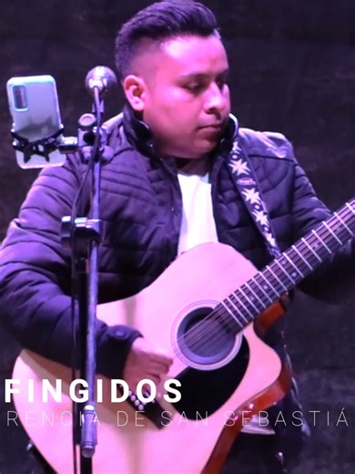 Amores Fingidos de La Nueva Gerencia en Vivo