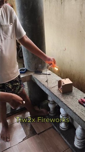 diy remote control fireworks igniter. ayos to ah #fireworks