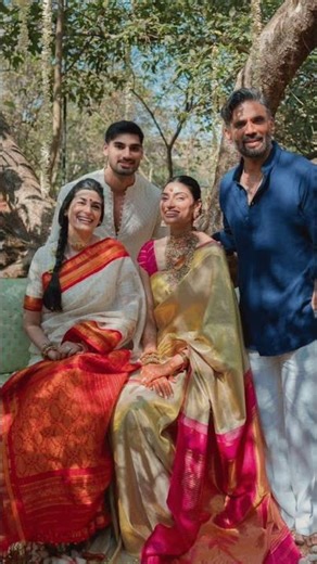 sunil shetty family | wife mana 😚 daughter athiya son ahan shetty | #shorts #sunilshetty #yt