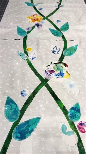 Appliqué done! Finally! 😉🧵 now the rest is easy! Found this on Missouri Star’s channel. #sewing