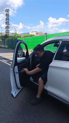 Our aluminum-plastic floor load-bearing capacity test