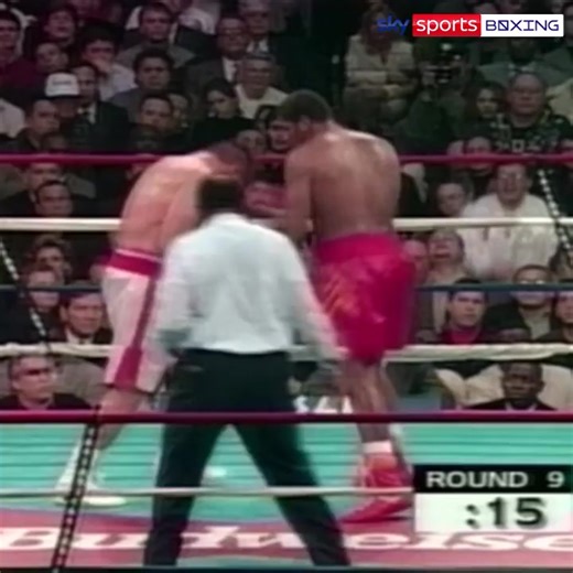 📅ON THIS DAY: Golota's X-rated low blows!🤢 ⏪Back in 1996 Andrew Golota got disqualified AGAIN for persistently hitting Riddick Bowe low in their rematch🤜⤵ | Sky Sports Boxing