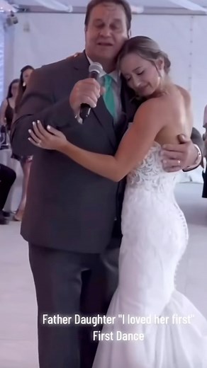 169K views · 2.9K reactions | Father of the Bride sings “| loved her first” for their Father/Daughter Dance 凉懶#foreverandalwaysweddings #foreverandalwaysboutique #fatherdaughterdance #fatherofthebride #bride #wedding #dance | Forever and Always Weddings | Facebook